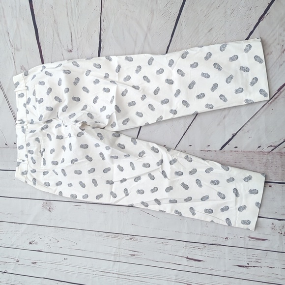 Talbots The Perfect Crop Curvy, pineapple chino pants, size 4 - Picture 7 of 10